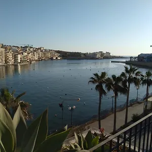  Pensiune Seafront Akwador